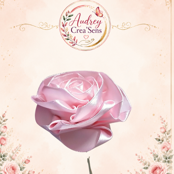 Rose satin fait main