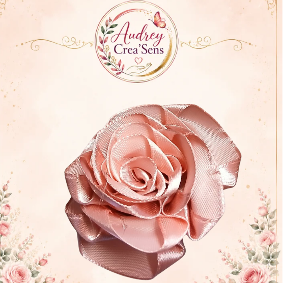 Rose satin fait main